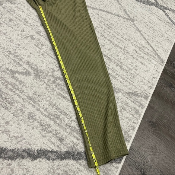 No Brand Green High Rise Waffle Knit Pants - Picture 8 of 8